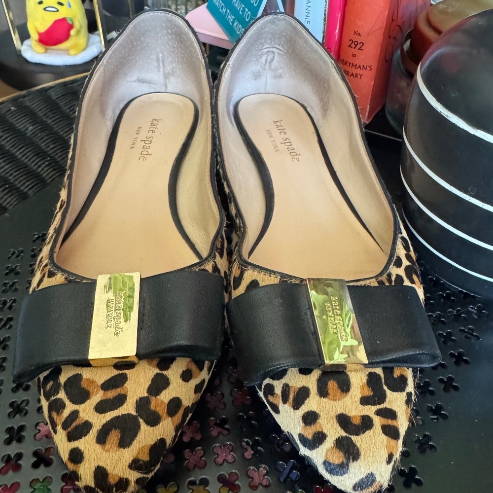 SHOESTOPPER LEOPARD BOWTIE FLATS.